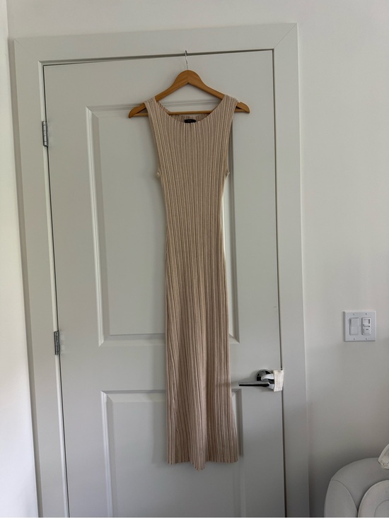 Quince Dresses & Skirts - Quince Ribbed Sleeveless Maxi Dress in Beige